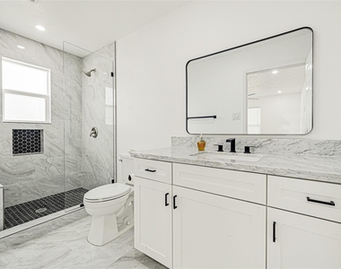 7101 Goforth Street - Photo Thumbnail 11