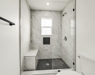 7101 Goforth Street - Photo Thumbnail 12