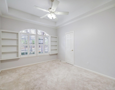 14 Greenside Place - Photo Thumbnail 19