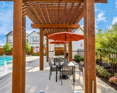 731 Strawberry Pines Court - Photo Thumbnail 47