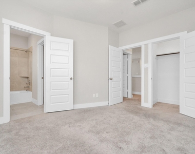 731 Strawberry Pines Court - Photo Thumbnail 38