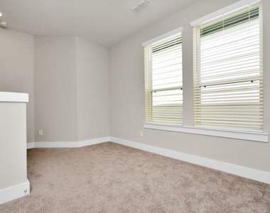 731 Strawberry Pines Court - Photo Thumbnail 24