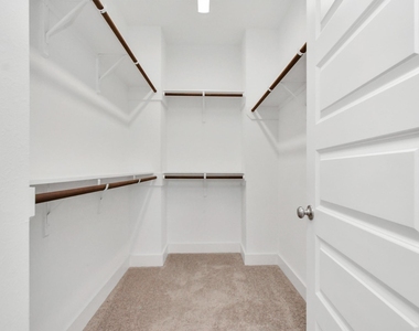 731 Strawberry Pines Court - Photo Thumbnail 27