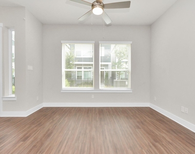 731 Strawberry Pines Court - Photo Thumbnail 17