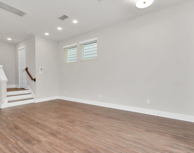 731 Strawberry Pines Court - Photo Thumbnail 23