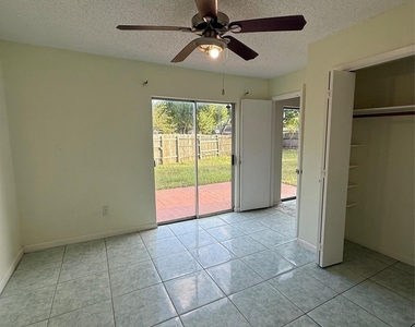 9011 Ketchwood Drive - Photo Thumbnail 12
