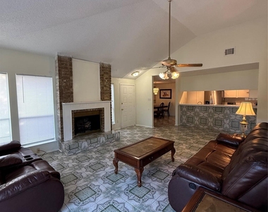 9011 Ketchwood Drive - Photo Thumbnail 2