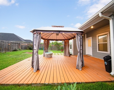 31206 Whitfield Court - Photo Thumbnail 21