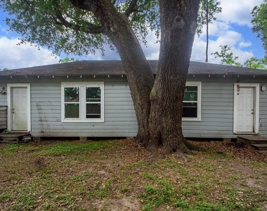 713 W Willis Street - Photo Thumbnail 2