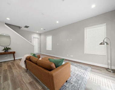 8322 Curry Road - Photo Thumbnail 26