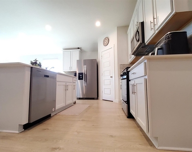 31731 Hallington Hill Lane - Photo Thumbnail 17
