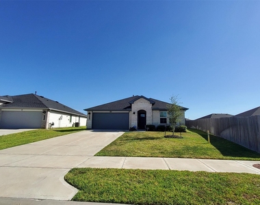 31731 Hallington Hill Lane - Photo Thumbnail 4