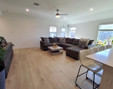 31731 Hallington Hill Lane - Photo Thumbnail 11