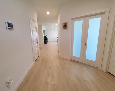 31731 Hallington Hill Lane - Photo Thumbnail 7