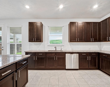 15723 Autumn Chicory Drive - Photo Thumbnail 7