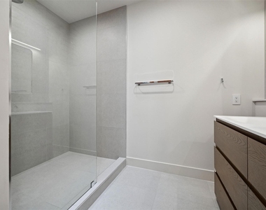 3514 Mount Vernon Street - Photo Thumbnail 23