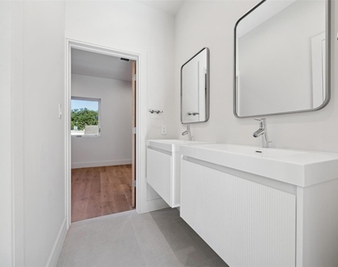 3514 Mount Vernon Street - Photo Thumbnail 16