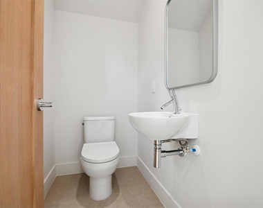 3514 Mount Vernon Street - Photo Thumbnail 7