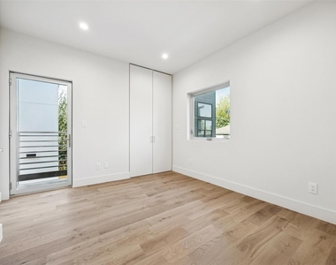 3514 Mount Vernon Street - Photo Thumbnail 14