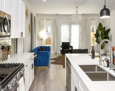 8419 Woodward Street - Photo Thumbnail 15