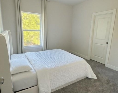 8419 Woodward Street - Photo Thumbnail 7