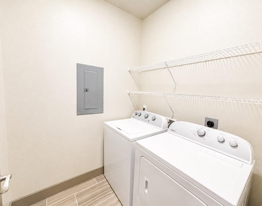 2910 Milam St Street - Photo Thumbnail 6
