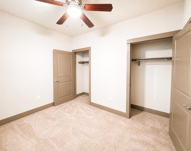 2910 Milam St Street - Photo Thumbnail 9