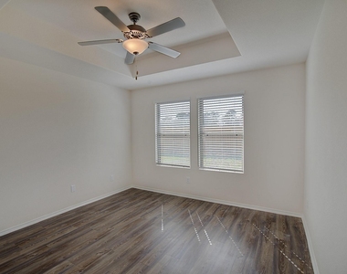 14429 Conifer Drive - Photo Thumbnail 10