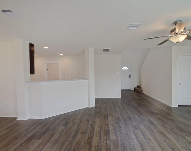 14429 Conifer Drive - Photo Thumbnail 5