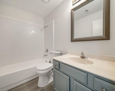 16897 Blue Jay Street - Photo Thumbnail 16