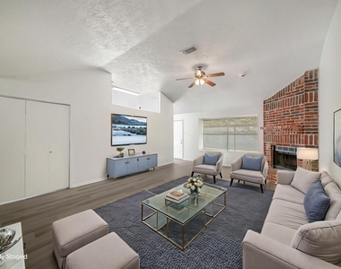 16897 Blue Jay Street - Photo Thumbnail 7