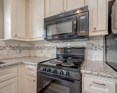 1513 George Street - Photo Thumbnail 16