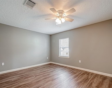 1513 George Street - Photo Thumbnail 26