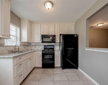 1513 George Street - Photo Thumbnail 15