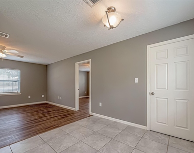 1513 George Street - Photo Thumbnail 13