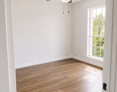 3935 Allen Road - Photo Thumbnail 8