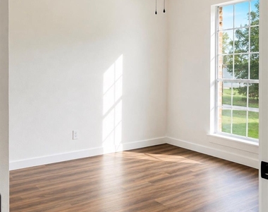 3935 Allen Road - Photo Thumbnail 13