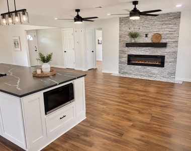 3935 Allen Road - Photo Thumbnail 5