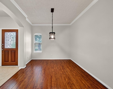 6118 N Fawnlake Drive - Photo Thumbnail 5
