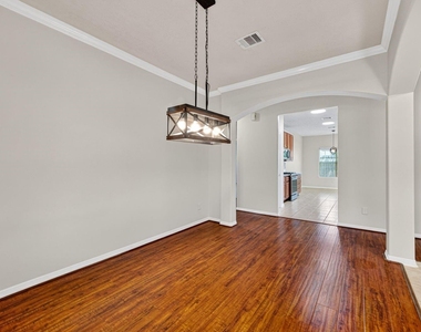 6118 N Fawnlake Drive - Photo Thumbnail 6