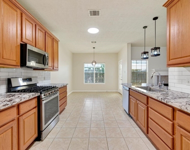 6118 N Fawnlake Drive - Photo Thumbnail 20