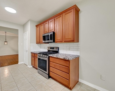 6118 N Fawnlake Drive - Photo Thumbnail 18