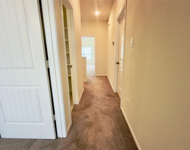17035 Amarose Drive - Photo Thumbnail 15