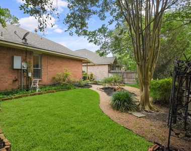 18 Pinery Ridge Place - Photo Thumbnail 35