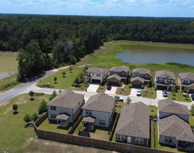 7807 Alset Drive - Photo Thumbnail 2