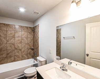 19046 Brescia Lane - Photo Thumbnail 11
