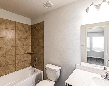 19046 Brescia Lane - Photo Thumbnail 10