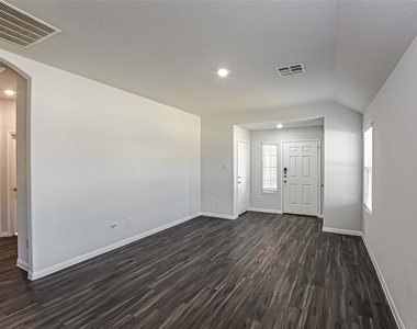 19046 Brescia Lane - Photo Thumbnail 8