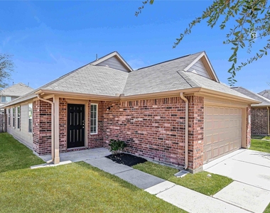 19046 Brescia Lane - Photo Thumbnail 3