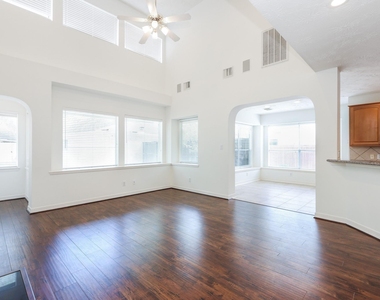 12128 Arroyo Verde Lane - Photo Thumbnail 6
